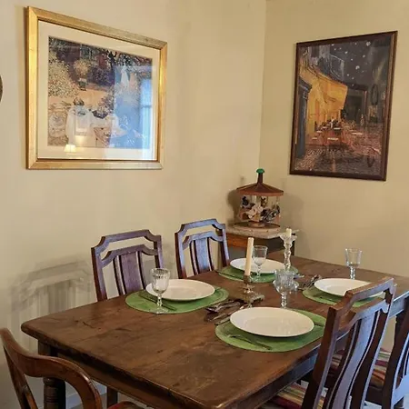 Cosy A Avec Jardin, Proche Confolens Et Services Inclus - Fr-1-653-84 Abzac (Charente)