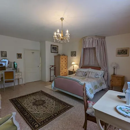 Cosy A Avec Jardin, Proche Confolens Et Services Inclus - Fr-1-653-84