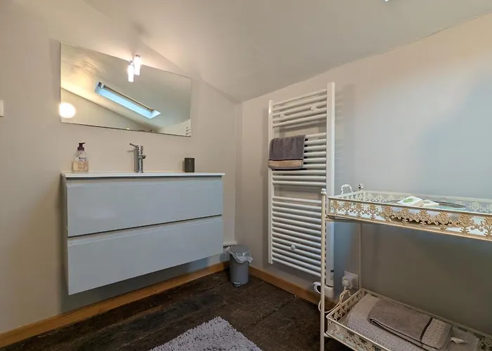 Cosy A Avec Jardin, Proche Confolens Et Services Inclus - Fr-1-653-84 * Abzac (Charente)