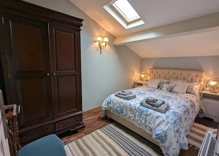 Cosy A Avec Jardin, Proche Confolens Et Services Inclus - Fr-1-653-84 Сasa de vacaciones *