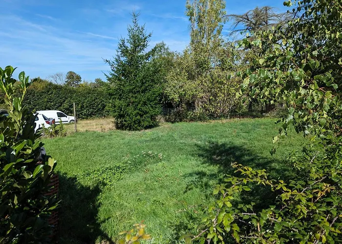 Cosy A Avec Jardin, Proche Confolens Et Services Inclus - Fr-1-653-84 *